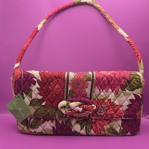 NWT Vera Bradley Handbag ( knot just a clutch.)